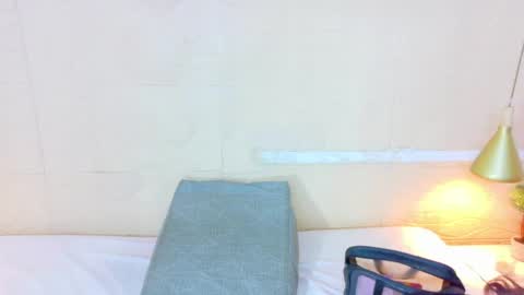 Catalina online show from 04-01-26, 07:55