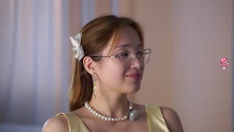 Snapshot of shandrahoner chatting on 06-14-26, 12:40 Liza online show from 06-14-26, 12:40