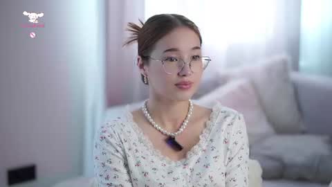 Snapshot of shandrahoner chatting on 07-12-26, 12:18 Liza online show from 07-12-26, 12:18