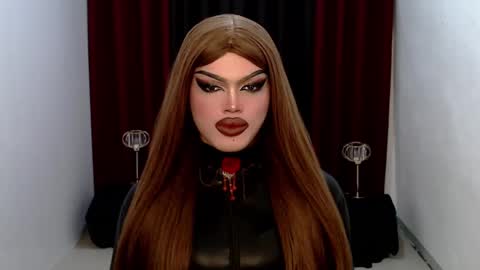 Snapshot of shanex01 chatting on 01-05-25, 06:45 Shane X online show from 01-05-25, 06:45