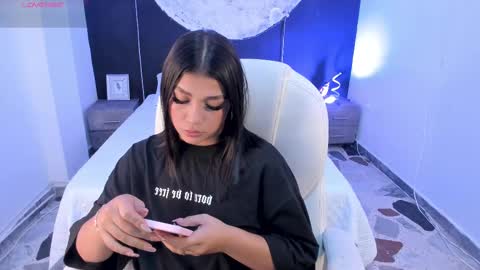 Snapshot of shaniadaniels chatting on 09-24-25, 09:51 ShaniaDaniels online show from 09-24-25, 09:51