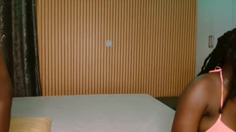 Shaniz online show from 11-08-25, 03:56