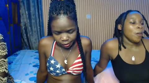 Shaniz online show from 11-17-25, 03:18