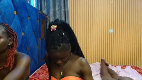 Shaniz online show from 11-23-25, 04:34