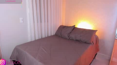 Snapshot of shannol_ryan chatting on 02-15-26, 01:02 Shannol online show from 02-15-26, 01:02