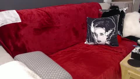 Shannon07 online show from 02-12-25, 01:19