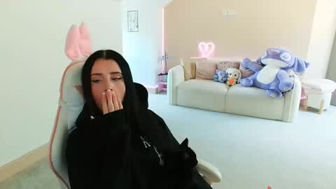 Shanmais online show from 09-09-25, 10:48