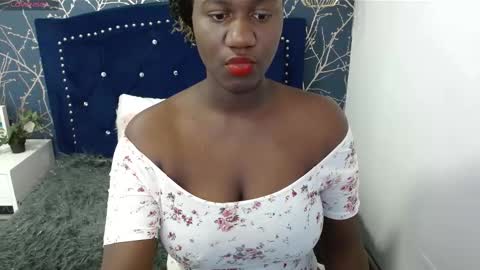 Snapshot of shanntall_tk chatting on 02-13-25, 12:00 shanntall_tk online show from 02-13-25, 12:00