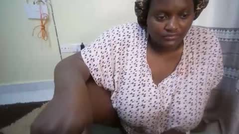 Snapshot of shanny_123 chatting on 11-16-25, 11:05 shanny_123 online show from 11-16-25, 11:05