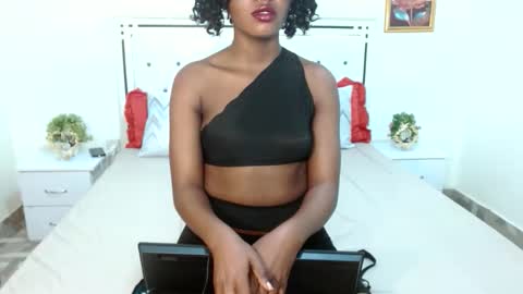 Shanon online show from 01-13-26, 05:13