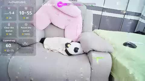 shanshan_cn online show from 09-26-25, 02:04