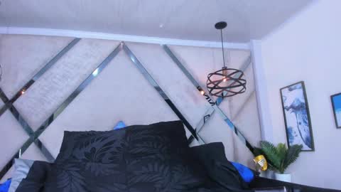 Snapshot of shantal_ferrer3 chatting on 01-05-25, 01:36 shantal_ferrer3 online show from 01-05-25, 01:36