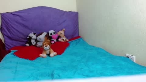 Snapshot of shantal_houston chatting on 12-17-24, 11:59 Shantal online show from 12-17-24, 11:59