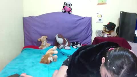 Snapshot of shantal_houston chatting on 02-14-25, 11:53 Shantal online show from 02-14-25, 11:53