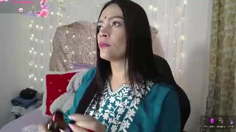 Snapshot of shantalakrishaa chatting on 07-11-26, 12:30 shantalakrishaa online show from 07-11-26, 12:30