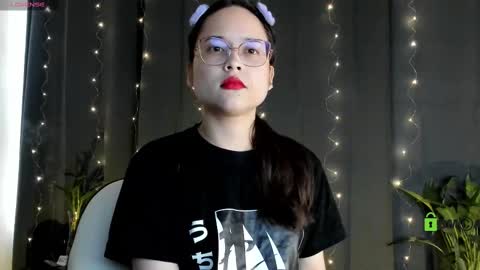 Cat-FOLLOWME and we talk IGshantal cerezo online show from 02-11-25, 08:20