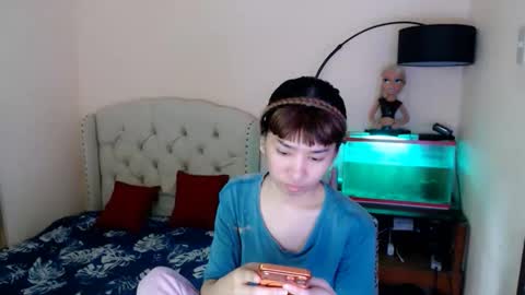 SHANTA FOX  s online show from 02-23-26, 01:36