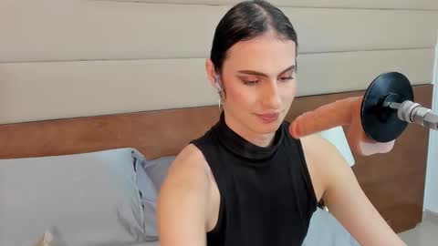 Snapshot of shantall_skinny chatting on 02-06-26, 04:06 Shantall online show from 02-06-26, 04:06