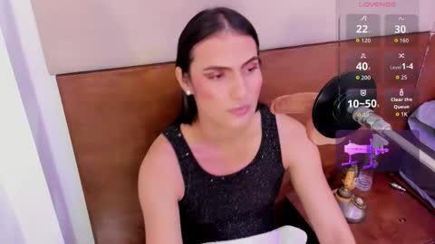 Snapshot of shantall_skinny chatting on 02-28-26, 04:24 Shantall online show from 02-28-26, 04:24