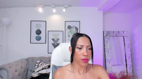 Shantall wills online show from 01-08-25, 09:44