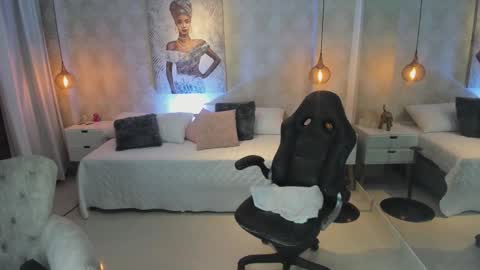 Shantal online show from 01-19-26, 11:14