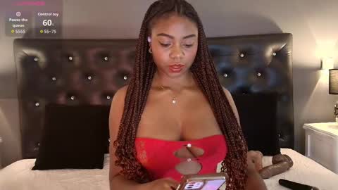 Snapshot of shanyqueen chatting on 11-28-25, 03:09 SHANY online show from 11-28-25, 03:09