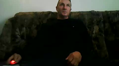 Snapshot of shaomy711 chatting on 12-15-24, 11:34 excelo21 online show from 12-15-24, 11:34