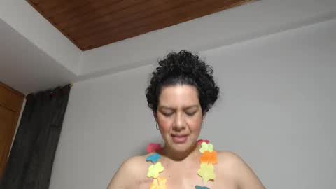 sharickleon11 online show from 10-22-25, 10:53