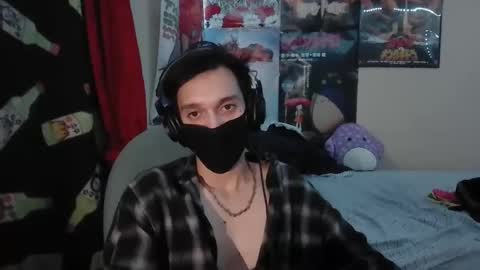 Snapshot of sharkroxit chatting on 09-30-25, 02:38 Kai Ellison online show from 09-30-25, 02:38