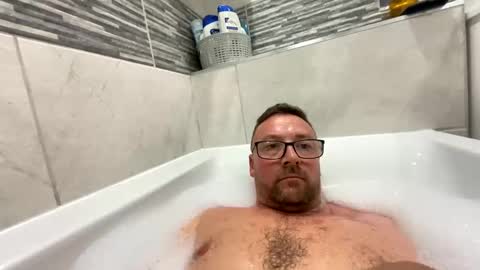 Snapshot of sharksboy16 chatting on 12-10-24, 06:38 Sharksboy online show from 12-10-24, 06:38