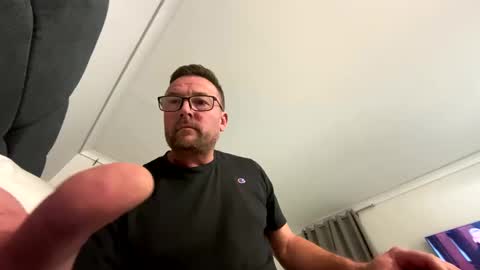 Snapshot of sharksboy16 chatting on 01-06-25, 06:10 Sharksboy online show from 01-06-25, 06:10