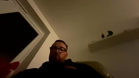 Snapshot of sharksboy16 chatting on 11-16-25, 08:25 Sharksboy online show from 11-16-25, 08:25