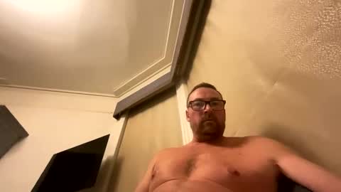 Snapshot of sharksboy16 chatting on 02-11-26, 08:25 Sharksboy online show from 02-11-26, 08:25