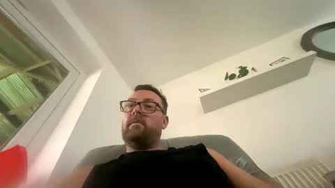 Snapshot of sharksboy16 chatting on 02-22-26, 08:02 Sharksboy online show from 02-22-26, 08:02