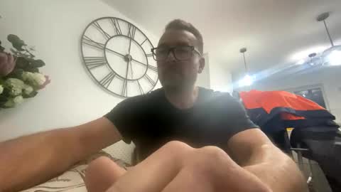 Snapshot of sharksboy16 chatting on 02-24-26, 05:27 Sharksboy online show from 02-24-26, 05:27