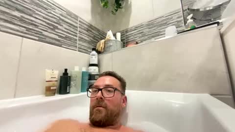 Snapshot of sharksboy16 chatting on 02-26-26, 05:56 Sharksboy online show from 02-26-26, 05:56