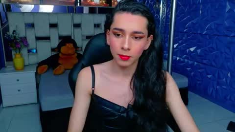 Sharlond online show from 04-06-26, 01:23