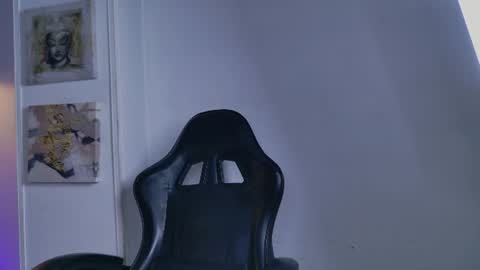 Snapshot of sharlotjones chatting on 07-04-26, 03:45 Sharlot online show from 07-04-26, 03:45