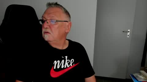 sharlots_pet online show from 07-28-26, 12:23