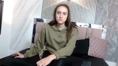 Sara online show from 02-02-26, 02:05