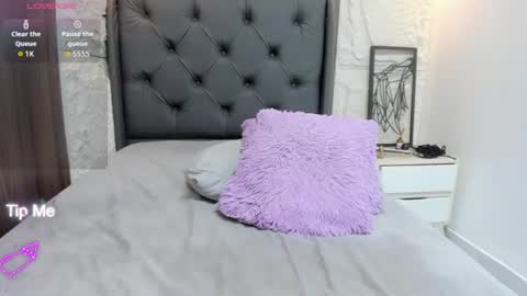 Snapshot of sharlotte_suitte chatting on 07-15-26, 12:49 SHARLOTTE online show from 07-15-26, 12:49