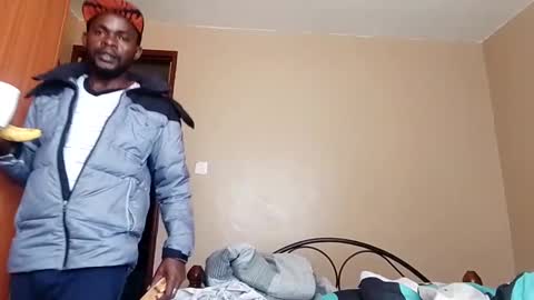 Snapshot of sharmly chatting on 12-04-24, 08:12 Sharmly online show from 12-04-24, 08:12