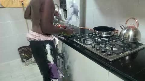 Snapshot of sharmly chatting on 09-30-25, 05:07 Sharmly online show from 09-30-25, 05:07