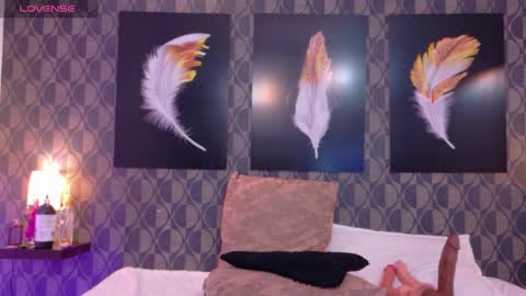 Sharom  online show from 02-18-25, 06:15