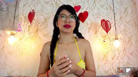 Snapshot of sharon_leather chatting on 06-24-26, 12:15 sharon_leather online show from 06-24-26, 12:15