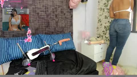 sharoncute16 online show from 12-15-25, 09:08