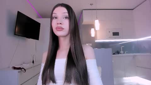 Snapshot of sharonforever chatting on 11-28-25, 07:00 Sharon online show from 11-28-25, 07:00