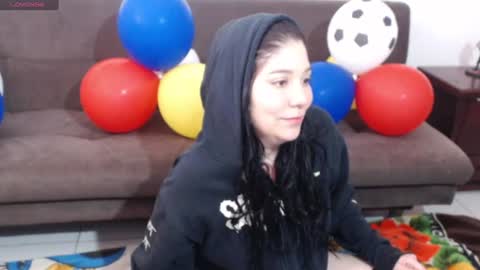 Snapshot of sharoonnn34 chatting on 07-10-26, 12:41 SHAROON online show from 07-10-26, 12:41