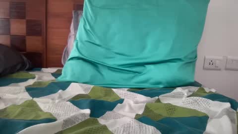 Shashii online show from 02-15-25, 11:17