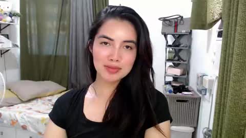 Snapshot of shasha_carreon chatting on 05-27-26, 07:38 shasha online show from 05-27-26, 07:38